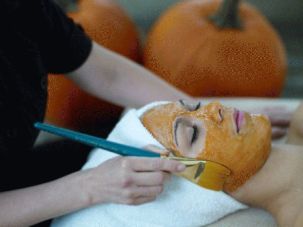 [pumpkin-peel-facial~s600x600.jpg]